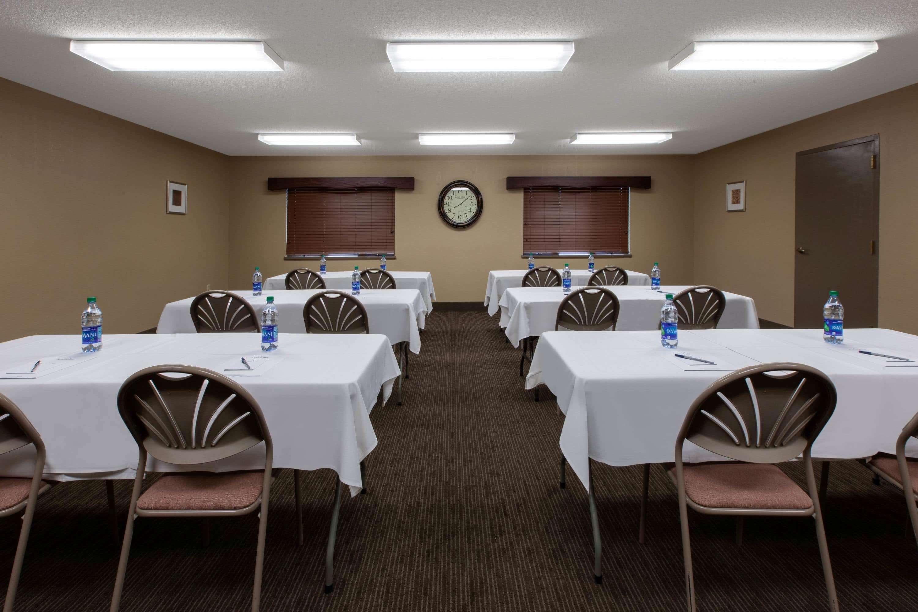 Americinn By Wyndham Silver City Екстериор снимка