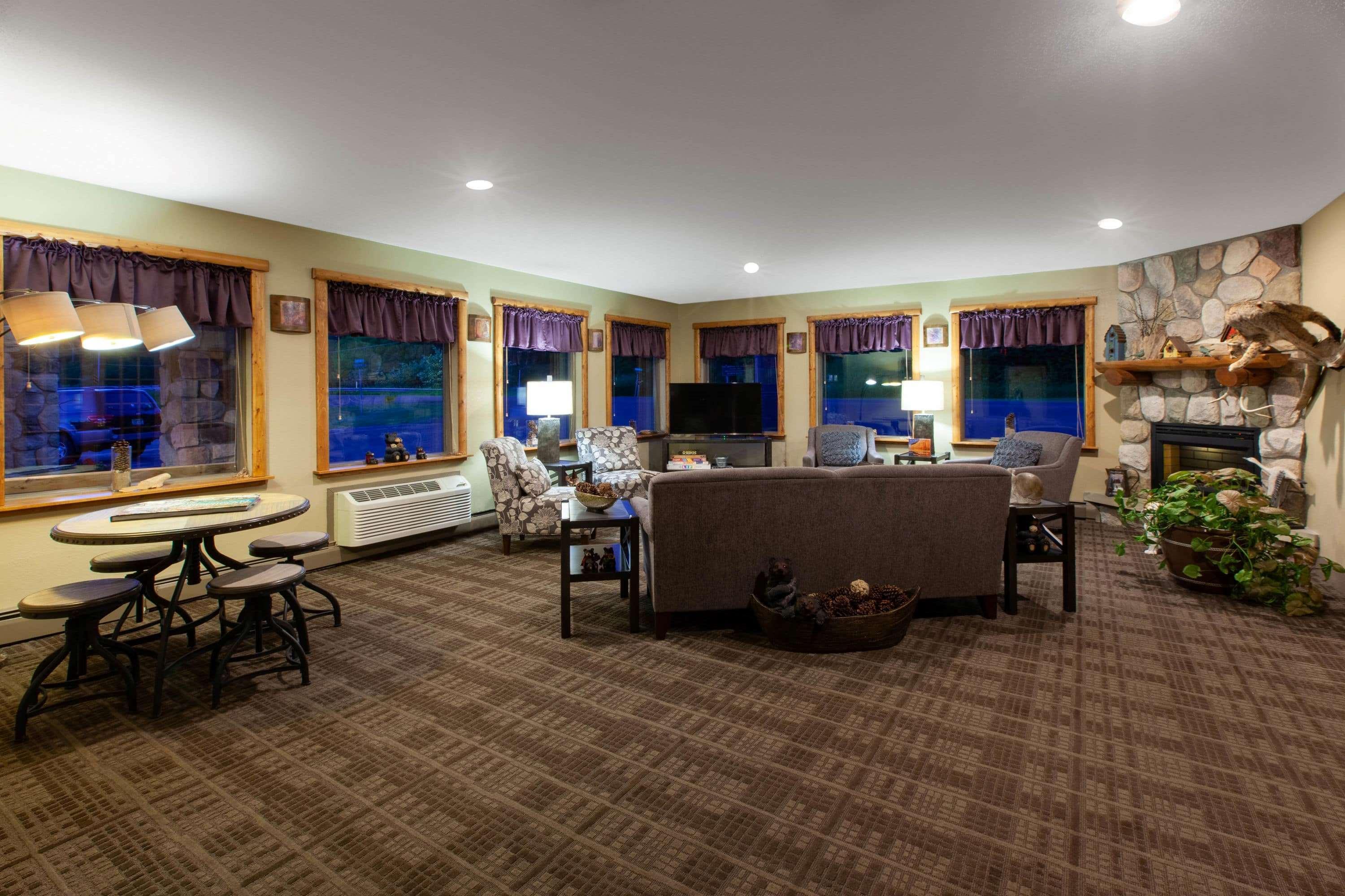 Americinn By Wyndham Silver City Екстериор снимка