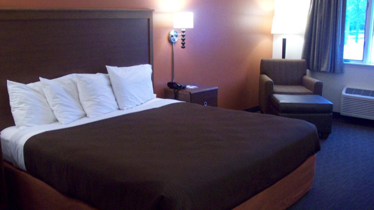 Americinn By Wyndham Silver City Екстериор снимка