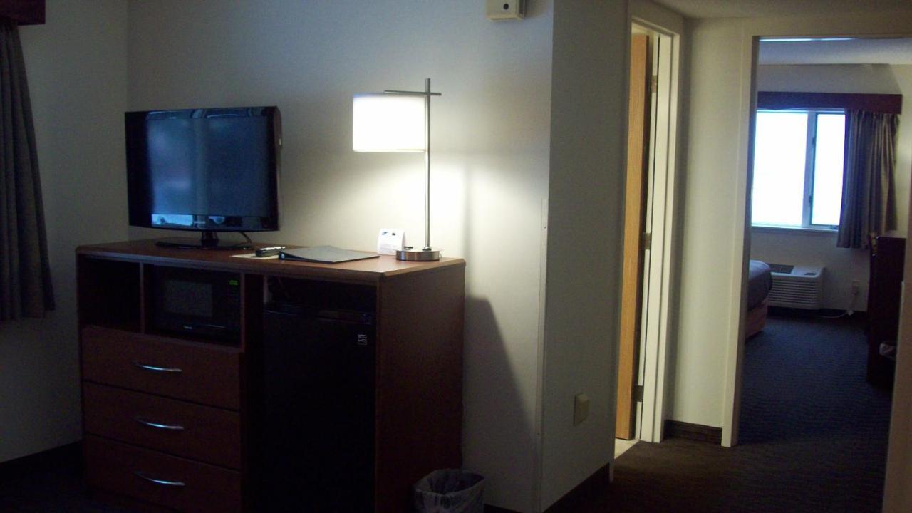 Americinn By Wyndham Silver City Екстериор снимка